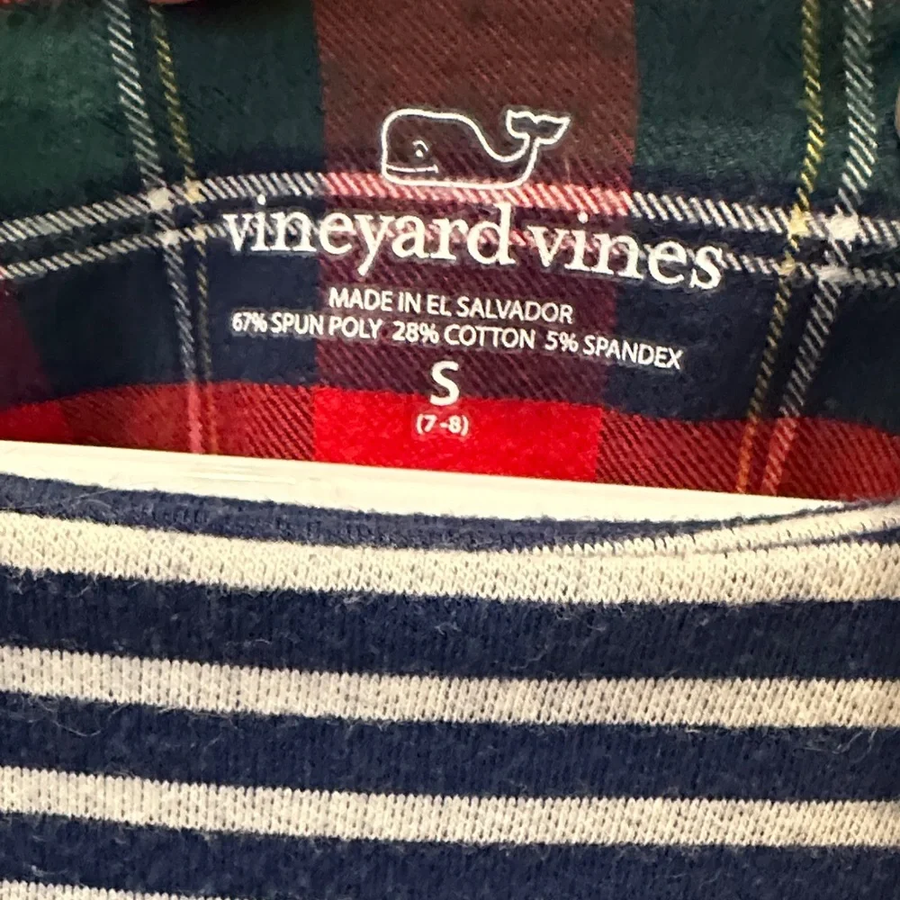 Like New! Vineyard Vines Girls Holiday Top Plaid Pocket and Navy Stripes Small - Picture 2 of 3